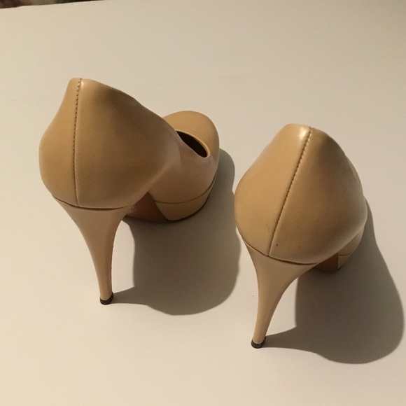 GUCCI - Picture 4 of 16